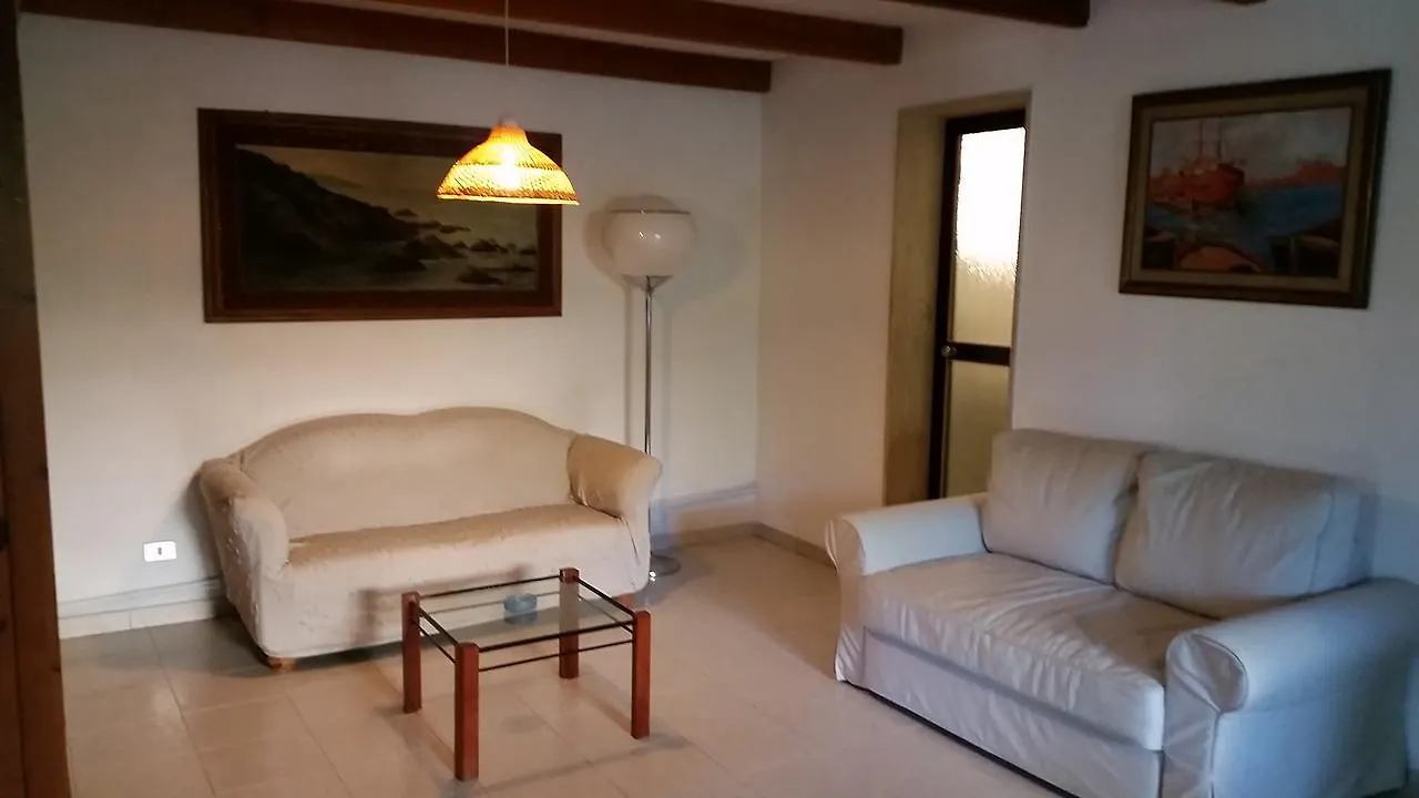 ティレニア Casa Furrerアパートホテル 0*,  イタリア